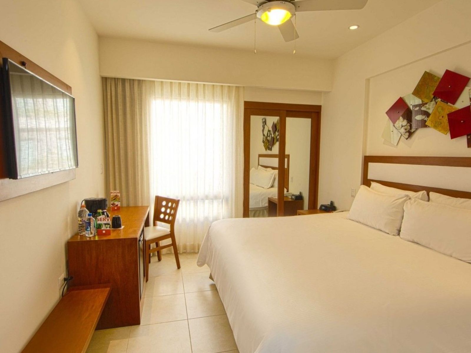 Rondreis Mexico, Cancun, Ambiance Suites, kamer standaard