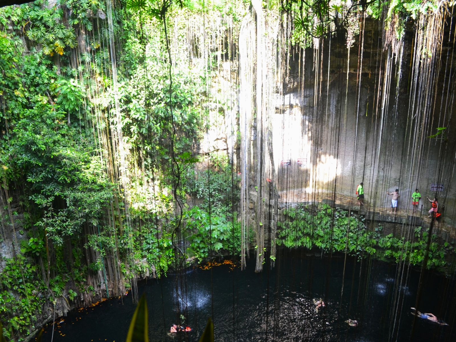 Rondreis Mexico, Chichén Itzá, cenote