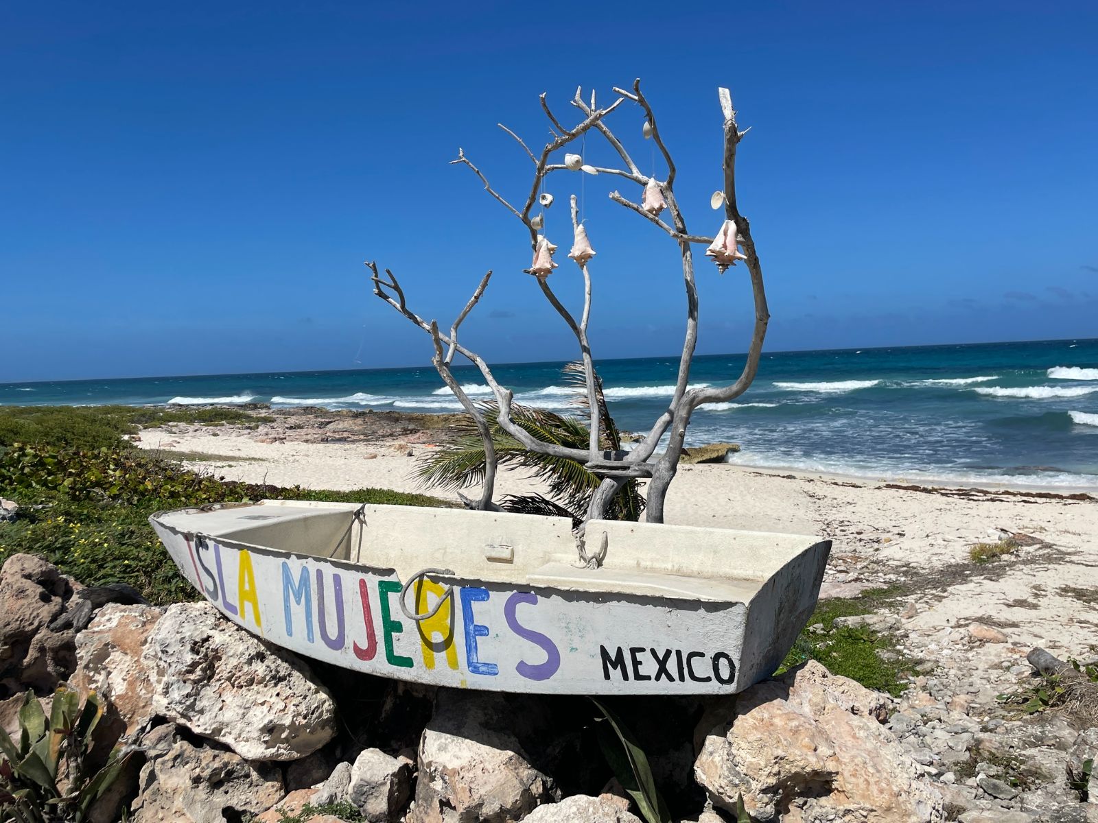 Rondreis Mexico, Isla Mujeres, bootje en strand