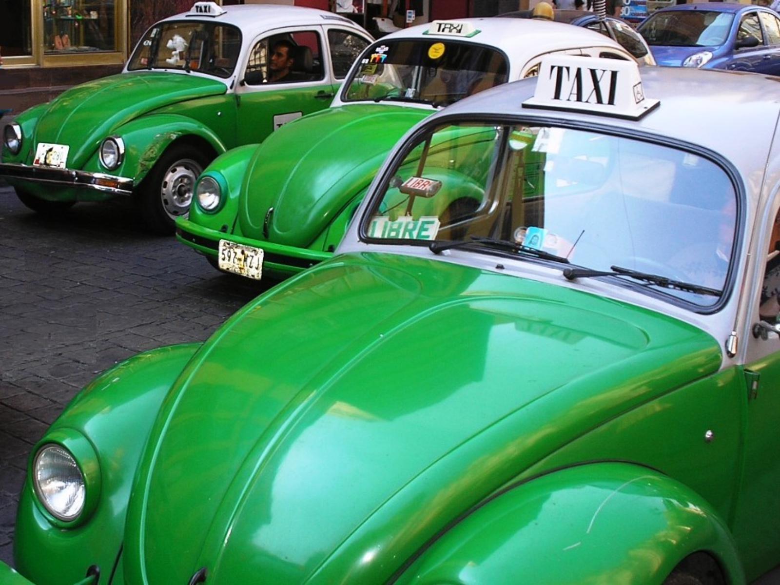 Rondreis Mexico, Mexico-Stad, groene taxi's