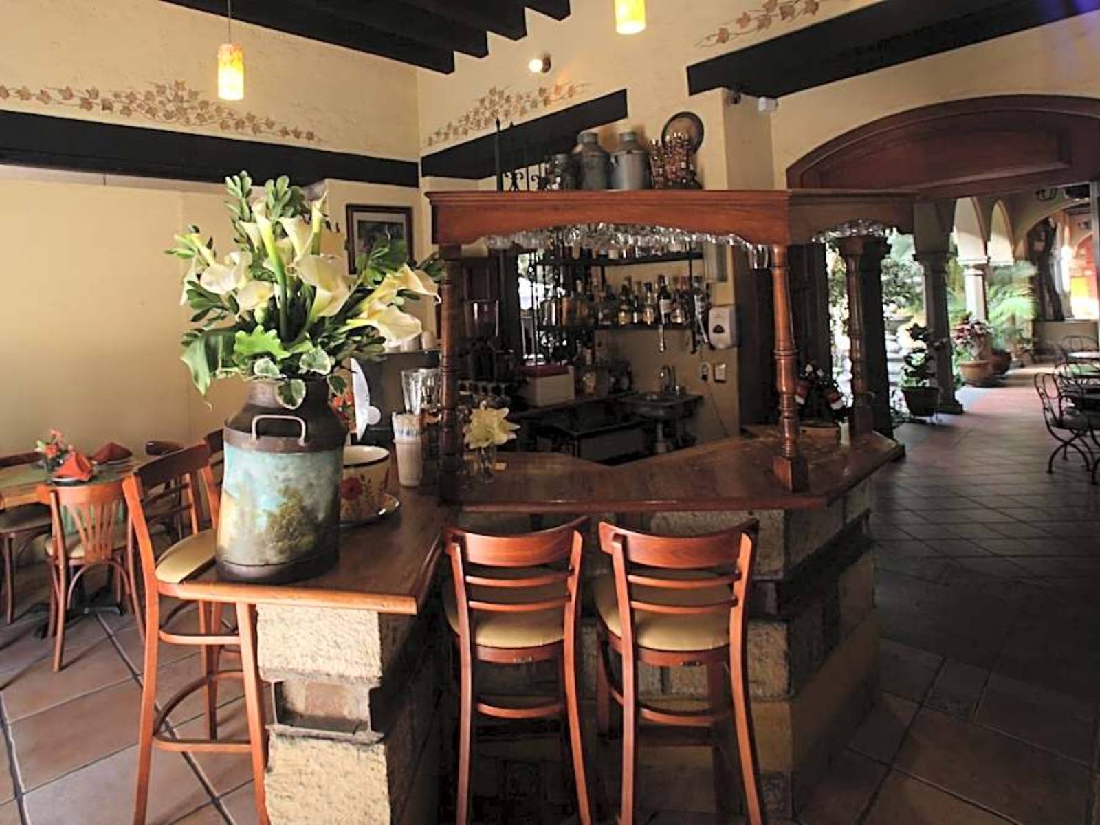 Rondreis Mexico, Oaxaca, CasAntica, bar