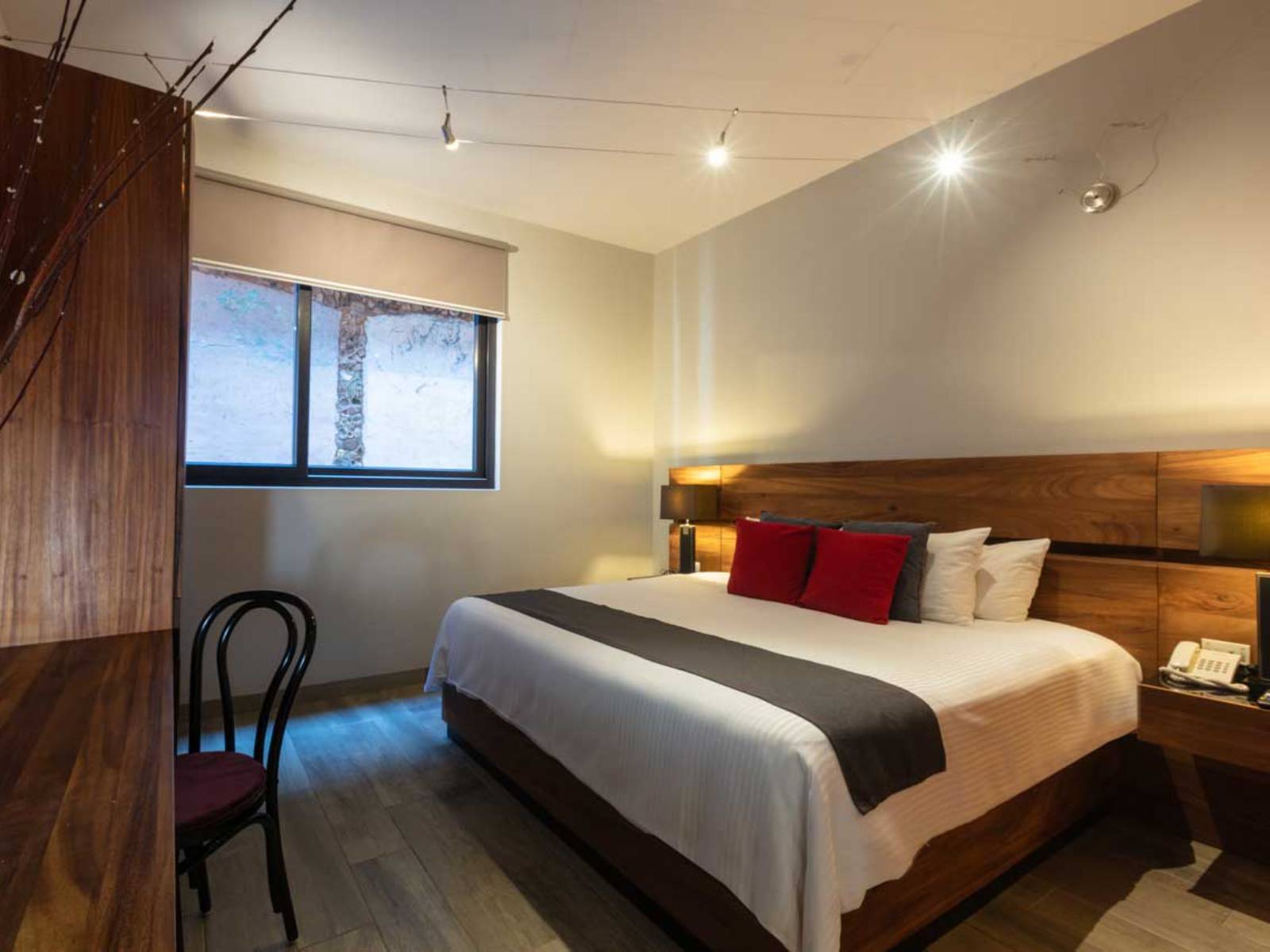 Rondreis Mexico, Oaxaca, El Callejon, suite slaapkamer bed