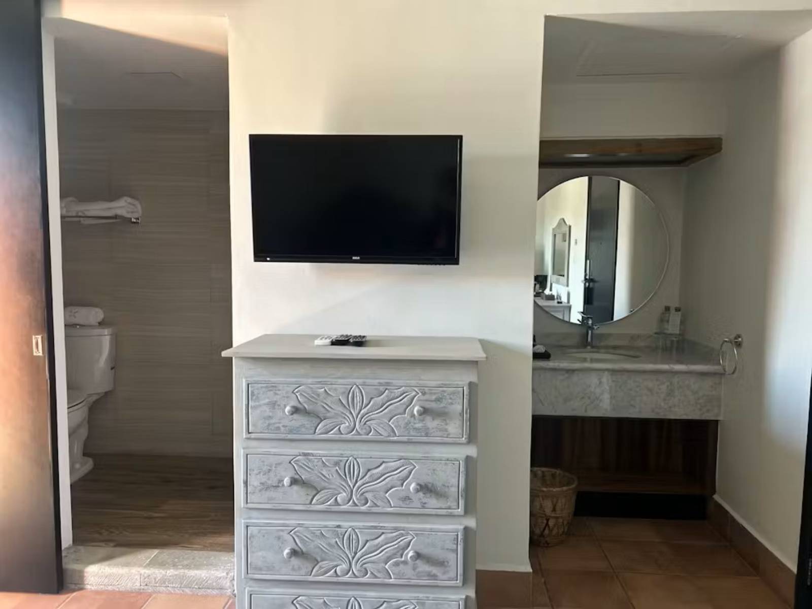Rondreis Mexico, Oaxaca, Nu'ara Centro, kamer badkamer en toilet