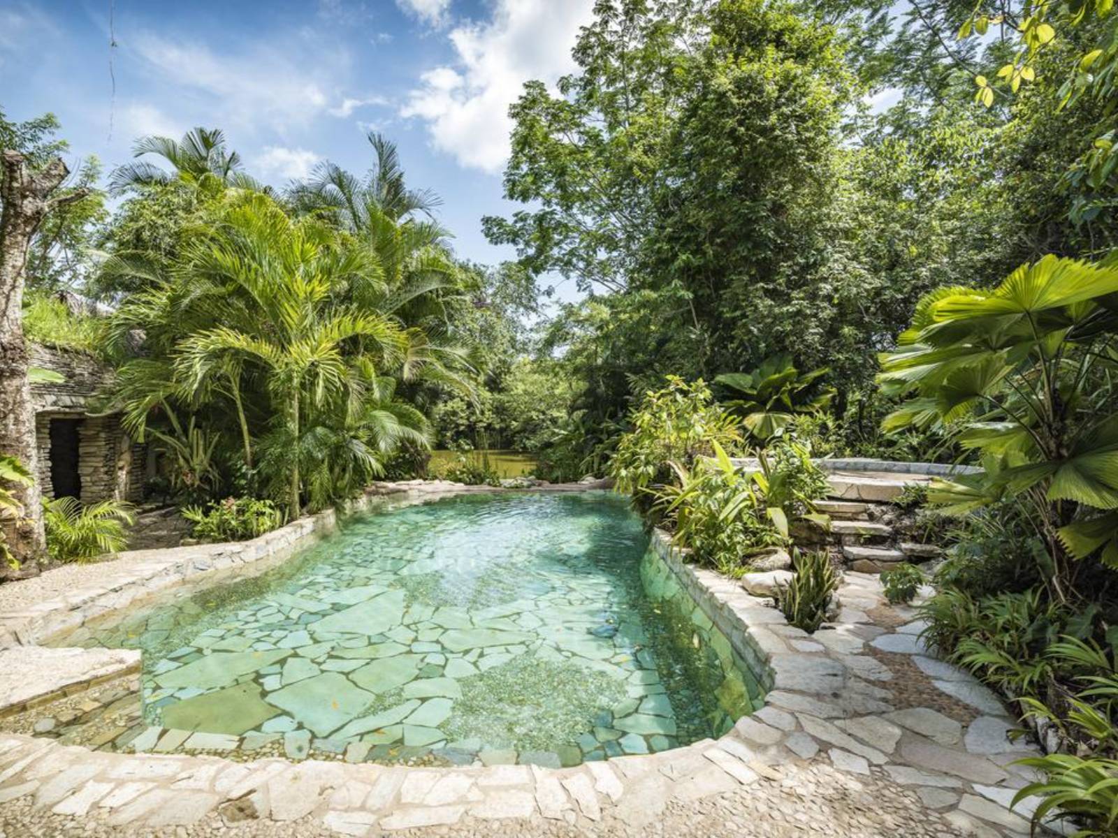 Rondreis Mexico, Palenque, Quinta Chanabnal, zwembad