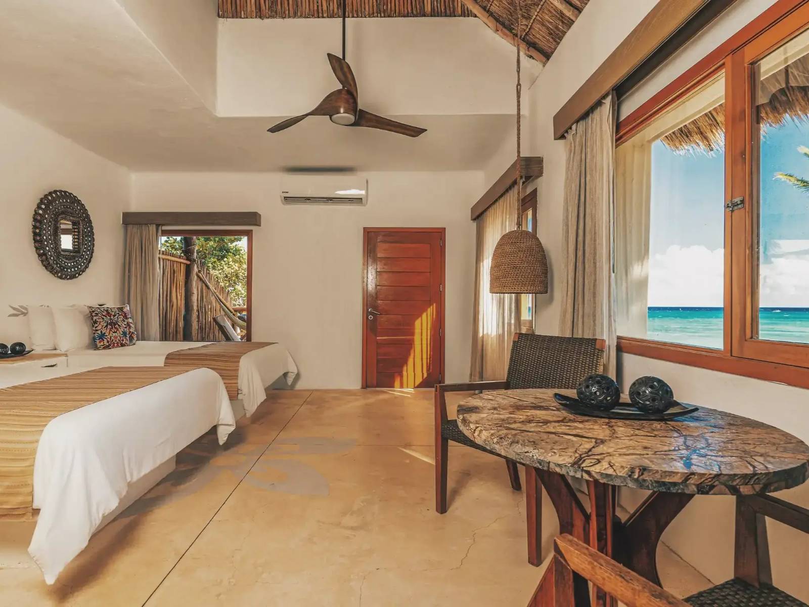 Rondreis Mexico, Playa del Carmen, Mahekal, ocean view raam