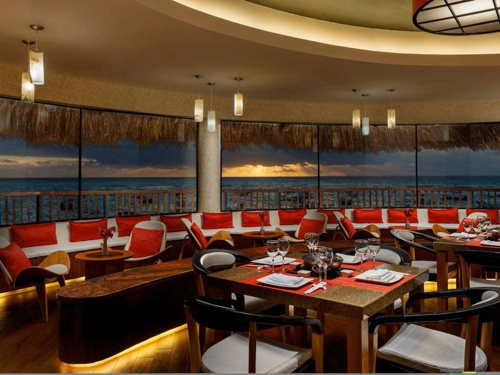 Rondreis Mexico, Playa del Carmen, Reef Coco Beach, restaurant Samurai