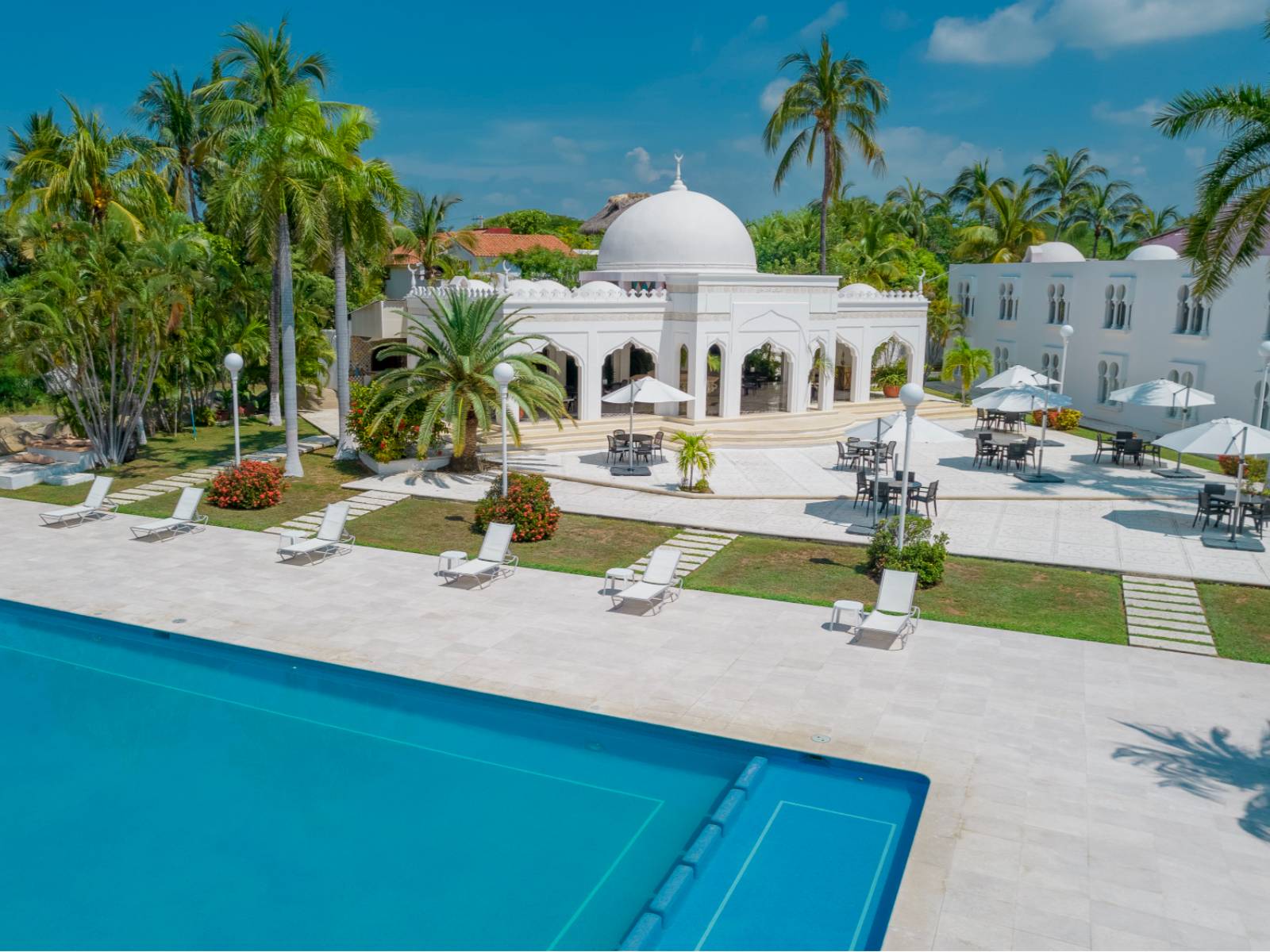 Rondreis Mexico, Puero Escondido, Aldea del Bazar, hotel met zwembad
