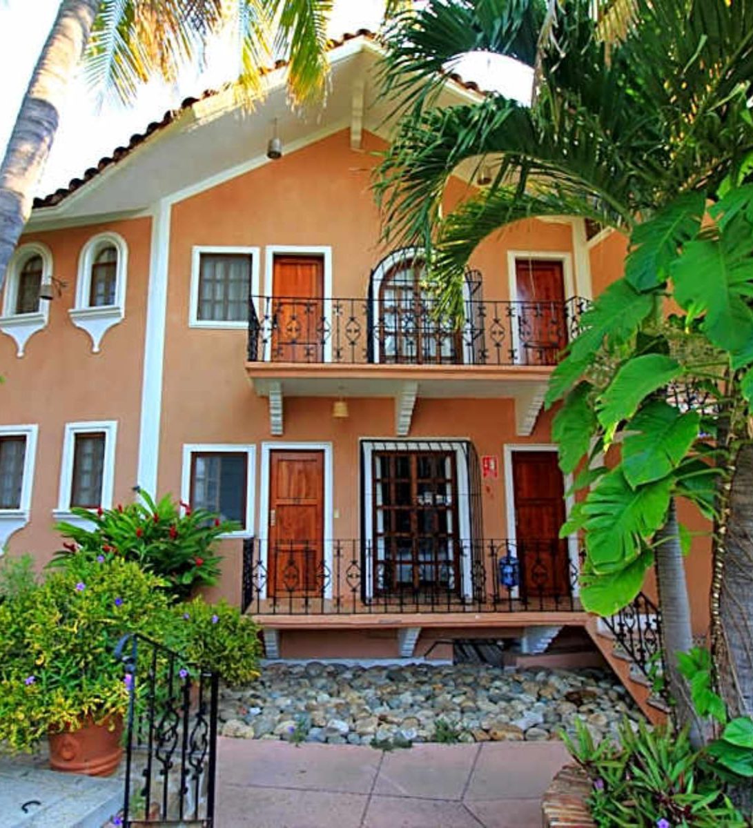 Rondreis Mexico, Puerto Escondido, Santa Fe, buitenzijde