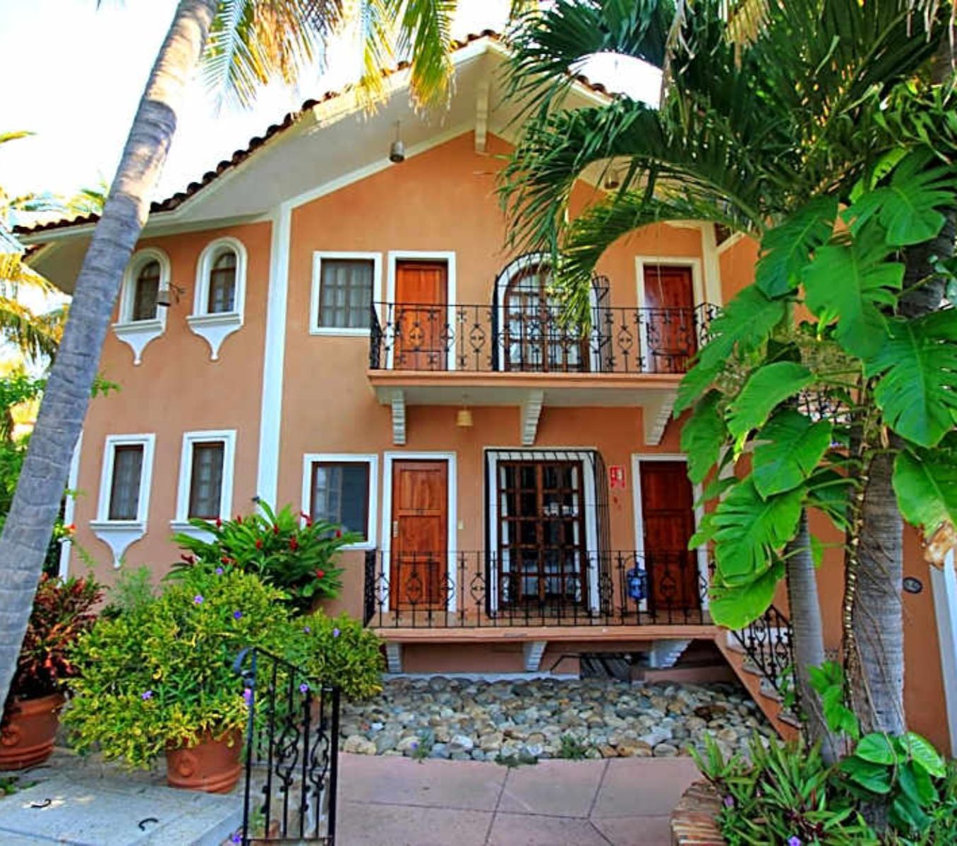 Rondreis Mexico, Puerto Escondido, Santa Fe, buitenzijde