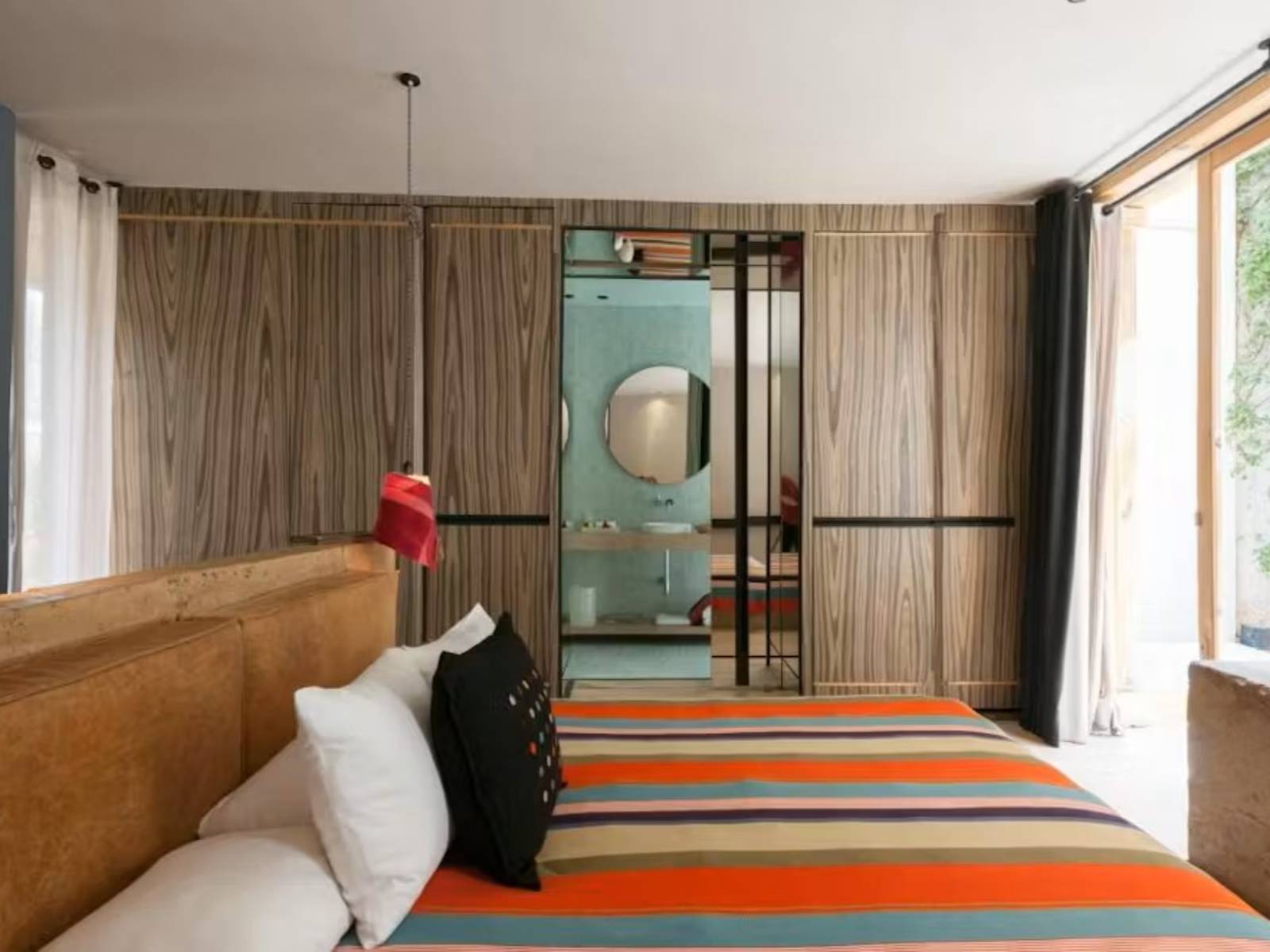 Rondreis Mexico, San Cristobal, Hotel Bo, kamer bed