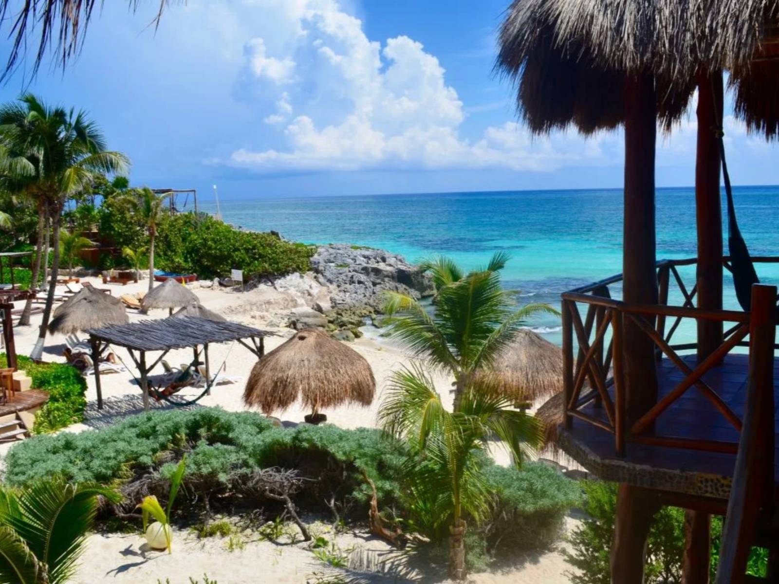 Rondreis Mexico, Tulum, Piedra Escondida, terras met uitzicht