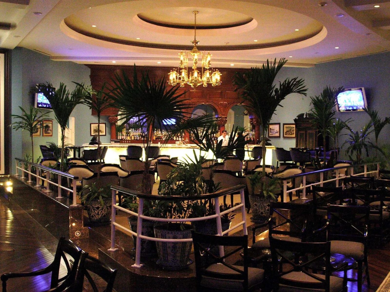 Rondreis Mexico, Villahermosa, Quinta Eden, bar