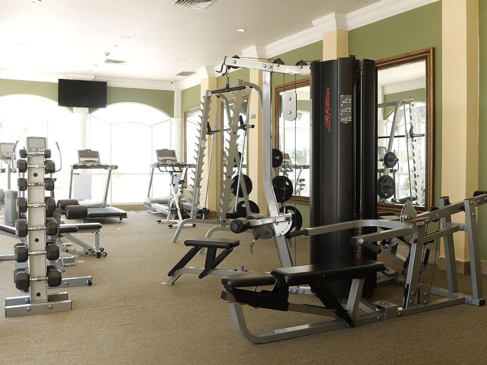 Rondreis Mexico, Villahermosa, Quinta Eden, fitnessruimte