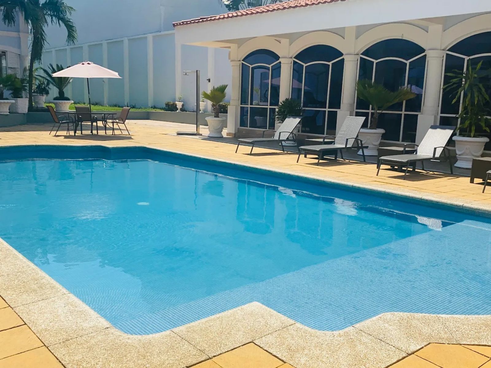 Rondreis Mexico, Villahermosa, Quinta Eden, zwembad