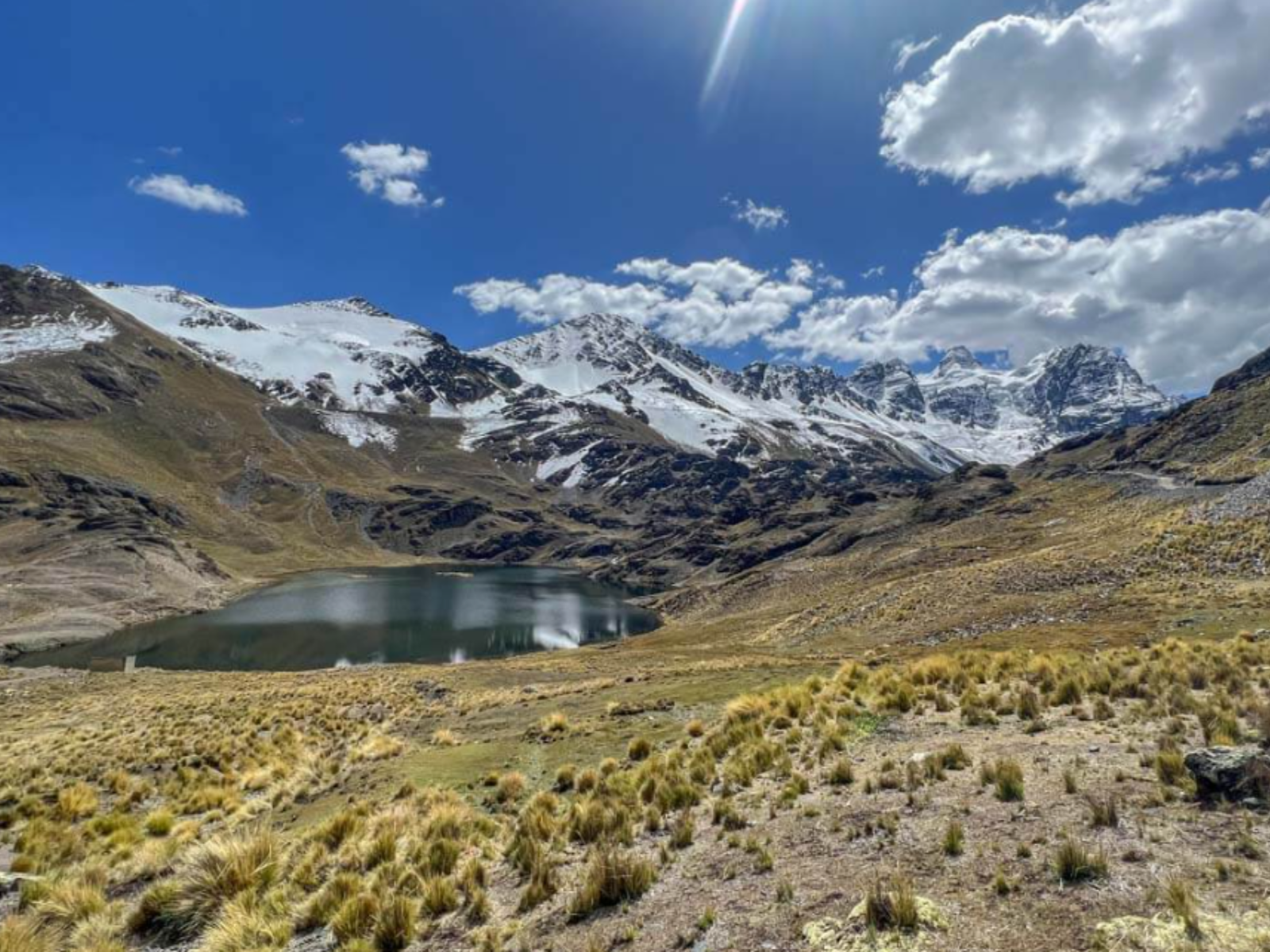 Rondreis Bolivia, La Paz, excursie beklimming bergtop Pico Austria, uitzicht op bergen