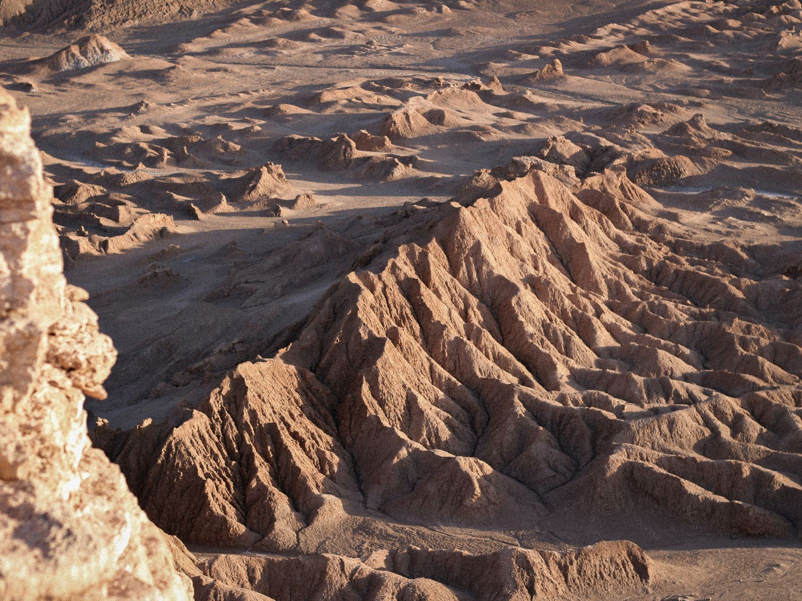 Rondreis Chili, San Pedro de Atacama, excursie buitenaardse landschappen in de Vallei van de Maan, maanvallei