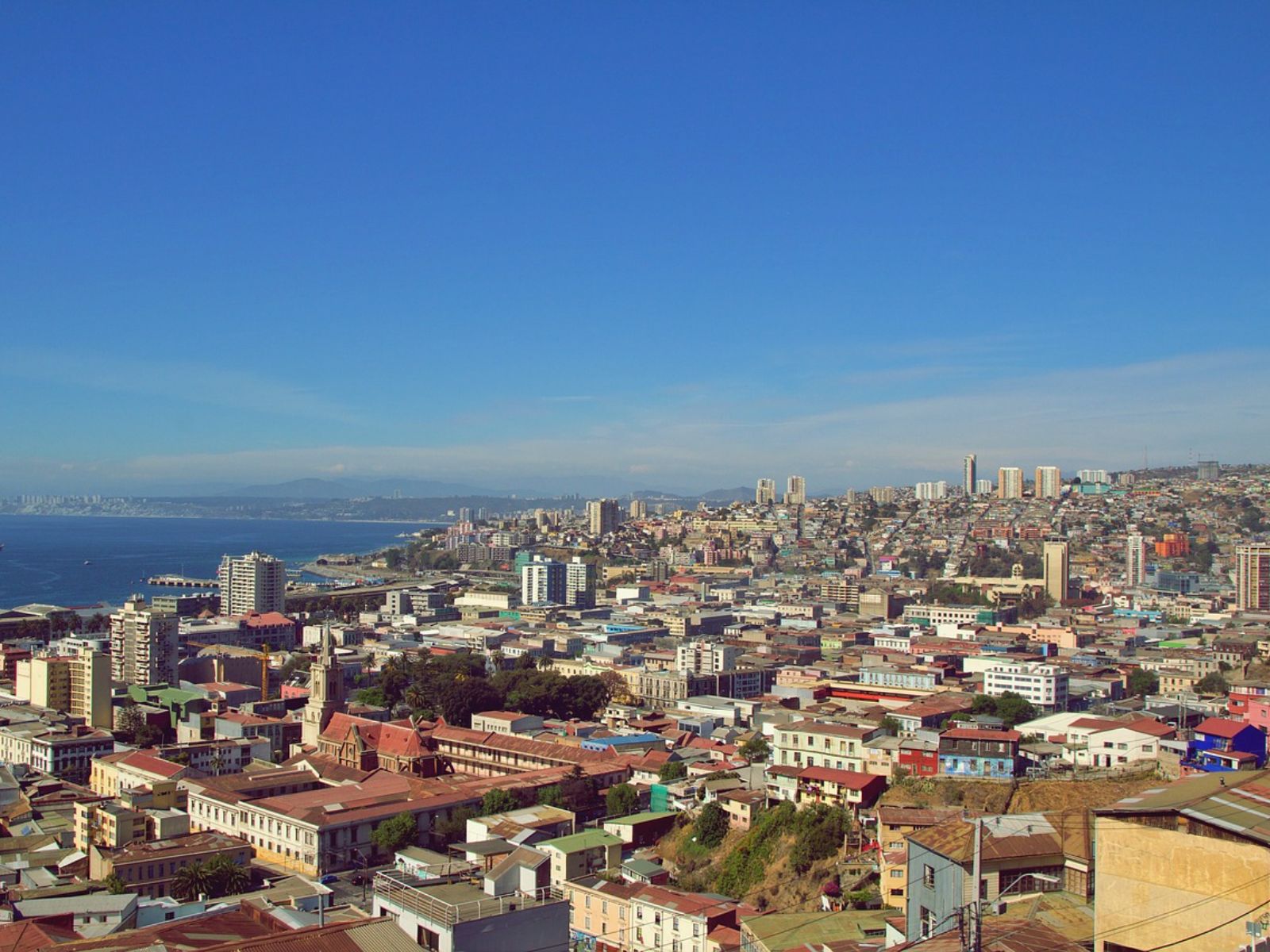Rondreis Chili, Santiago de Chile, excursie dagtour naar kleurrijke havenstad Valparaíso, overzicht stad