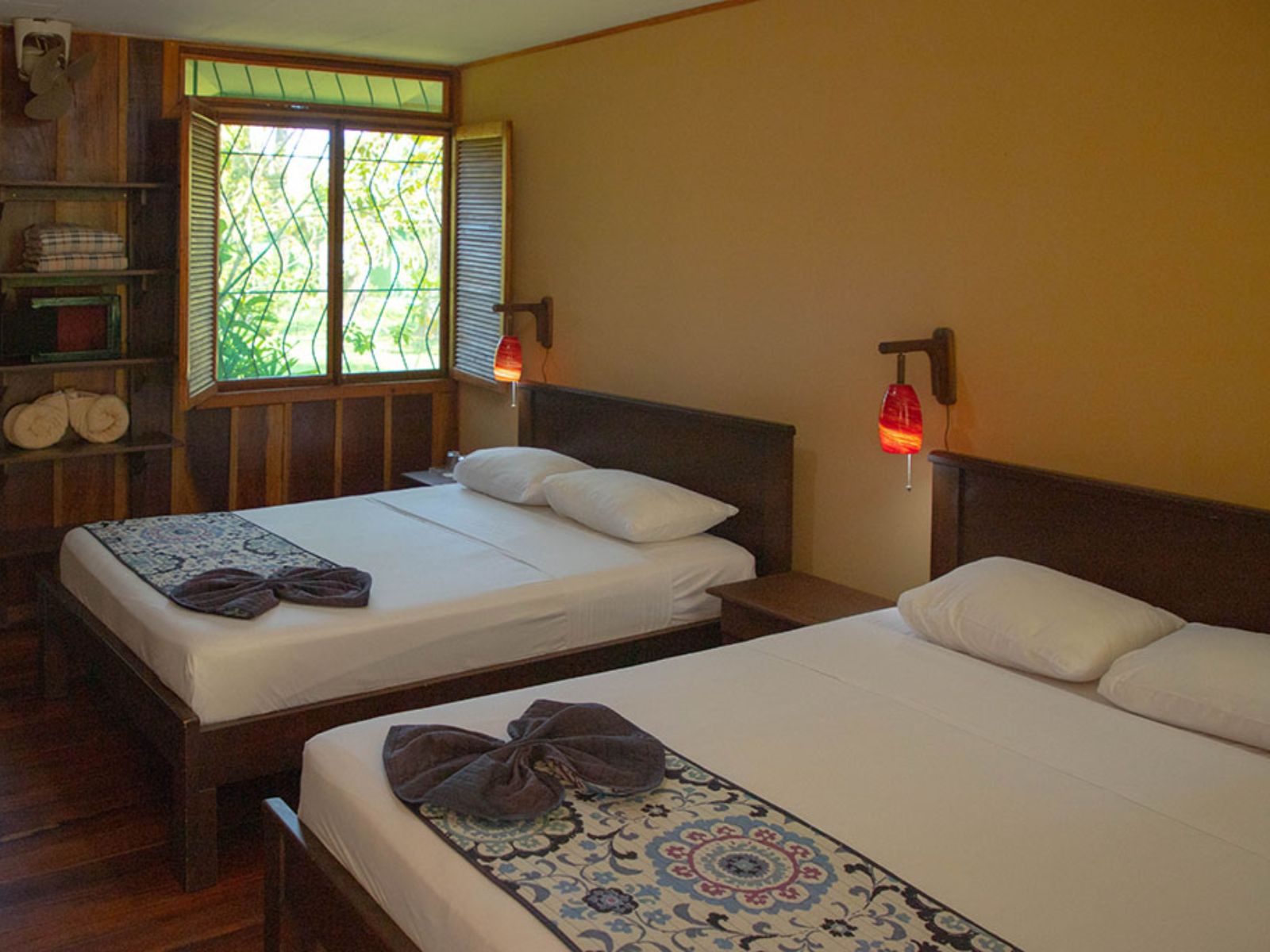 Rondreis Costa Rica, Tortuguero, Laguna Lodge, twin beds kamer