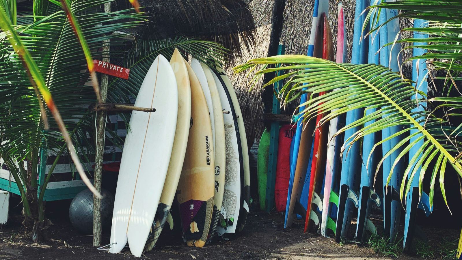 Rondreis Guatemala, El Paredon, surfborden