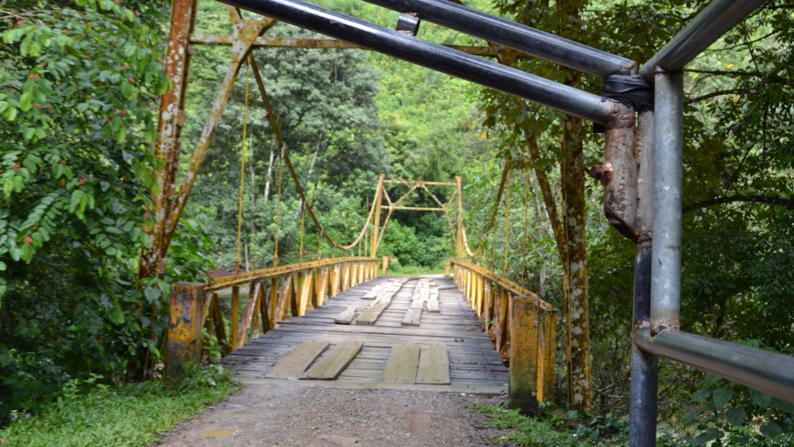 Rondreis Guatemala, Semuc Champey, brug