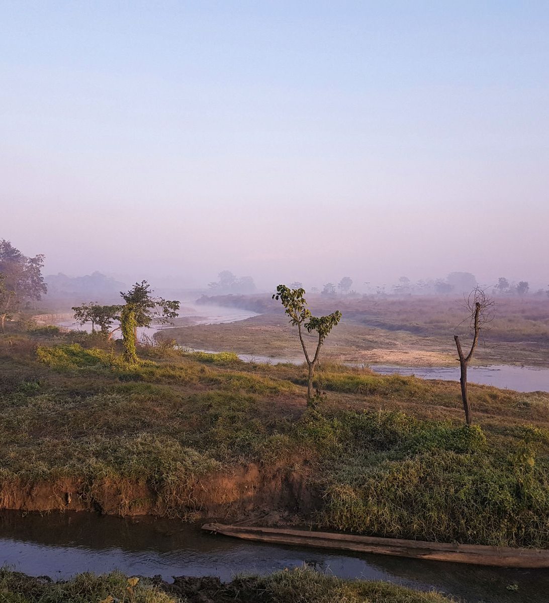 Rondreis Nepal, Bardia Nationaal Park, Uitzicht over jungle en rivier