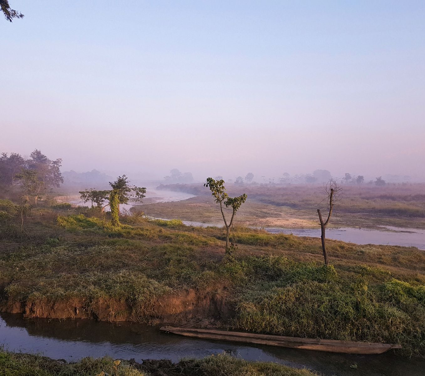 Rondreis Nepal, Bardia Nationaal Park, Uitzicht over jungle en rivier