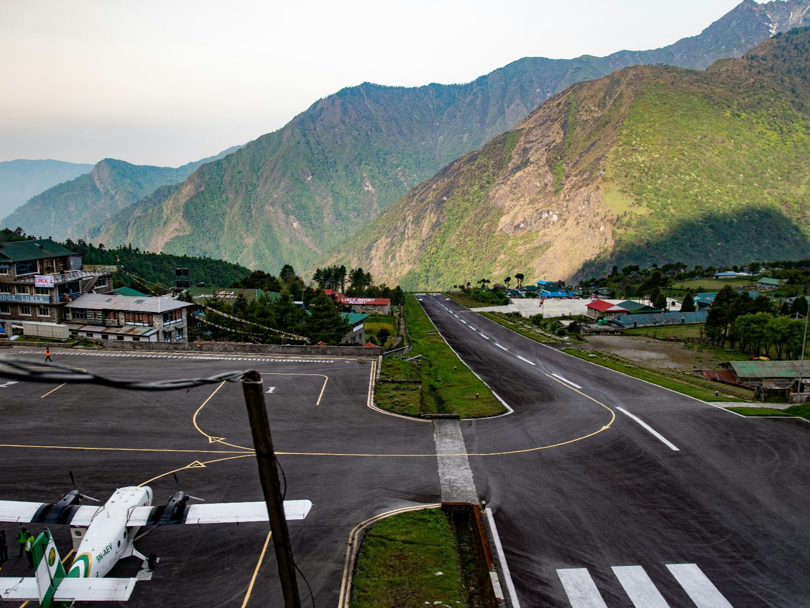 Rondreis Nepal, Evert Regio, Lukla Airport