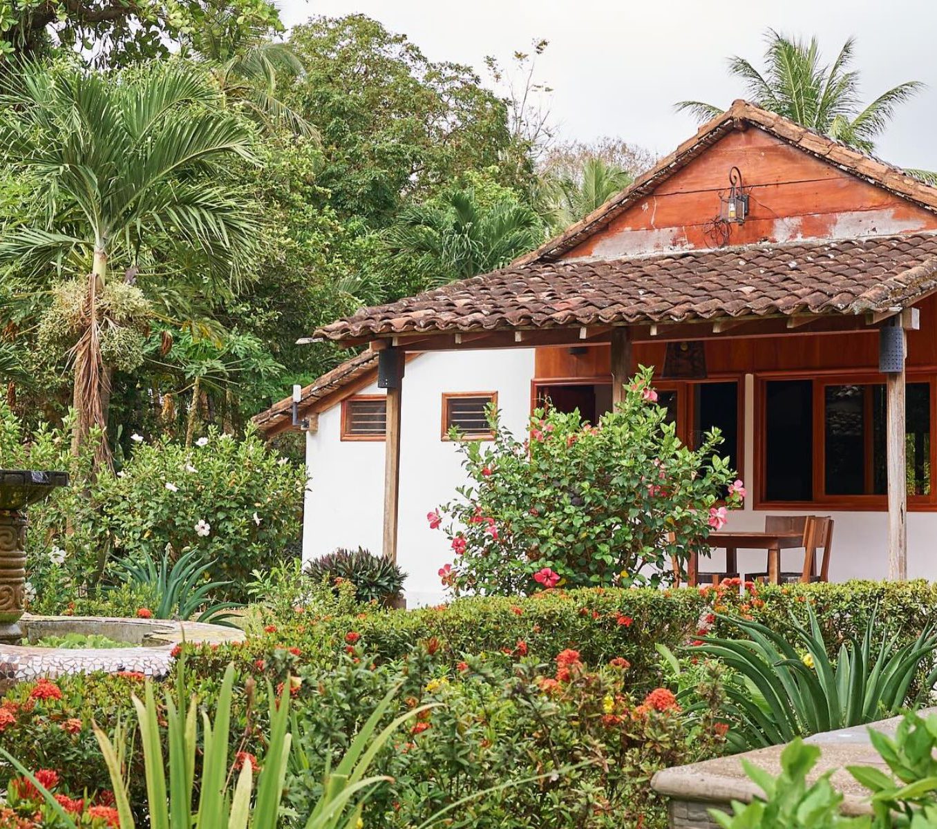Rondreis Nicaragua, Ometepe, Finca San Juan de la Isla, voorkant van het hotel