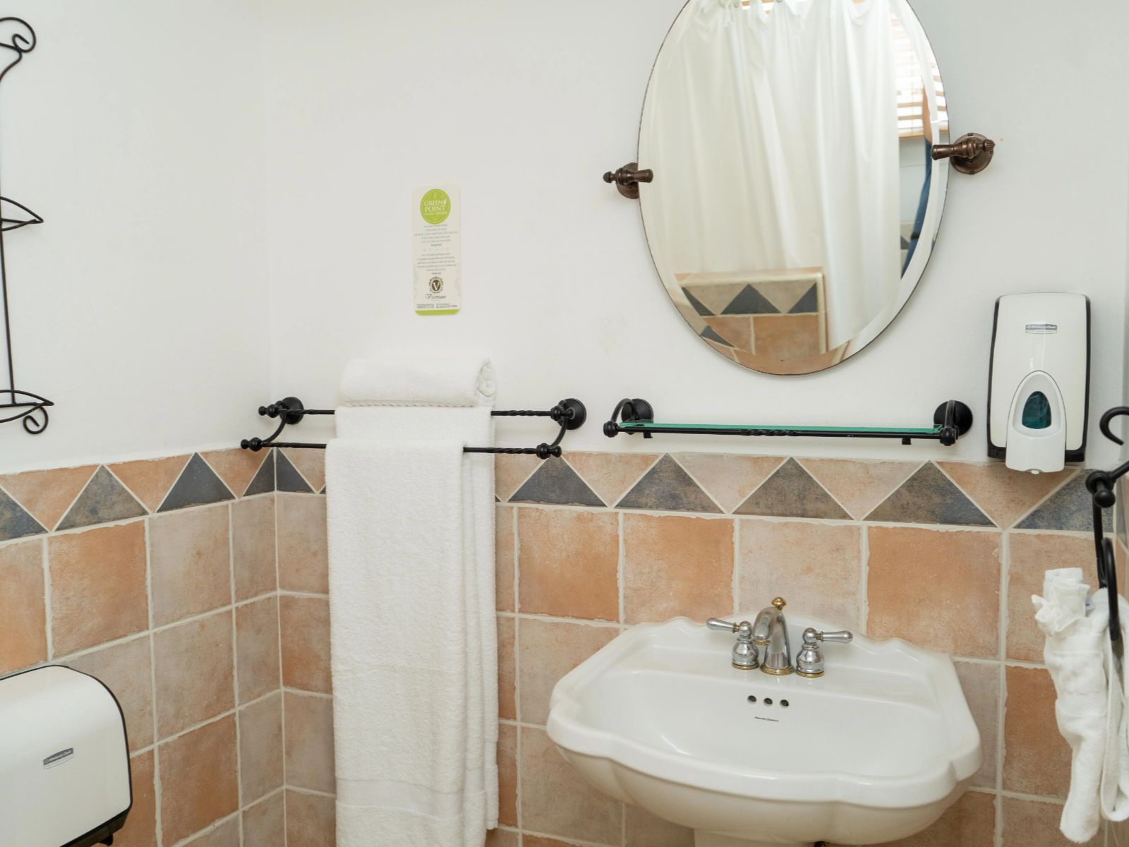Rondreis Nicaragua, San Juan del Sur, Hotel Victoriano, standaard badkamer