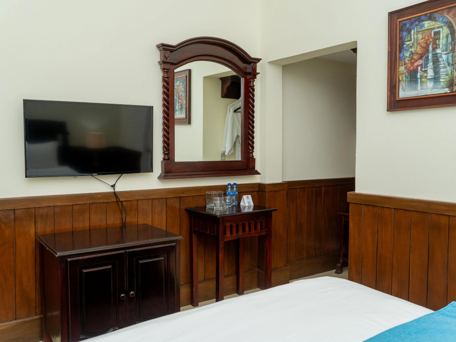 Rondreis Nicaragua, San Juan del Sur, Hotel Victoriano, standard double room met tv