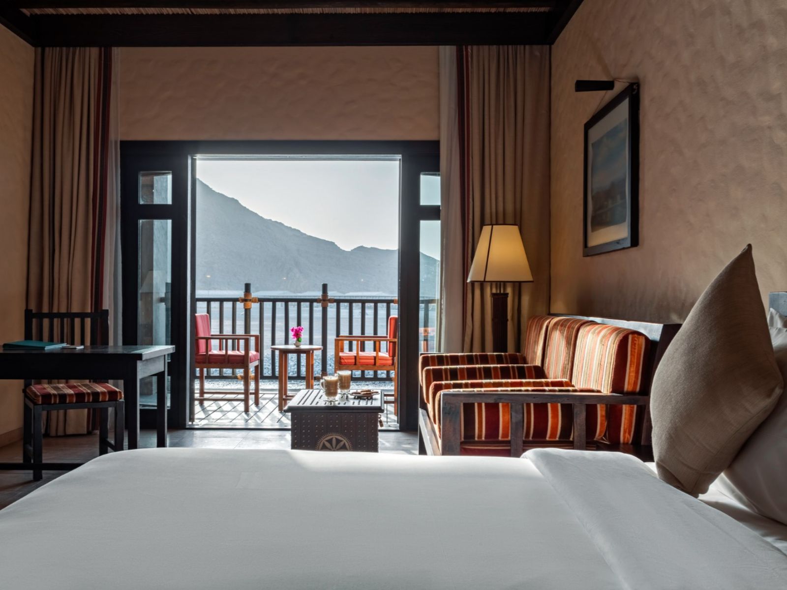 Rondreis Oman, Khasab, Atana Musandam Resort, superior room