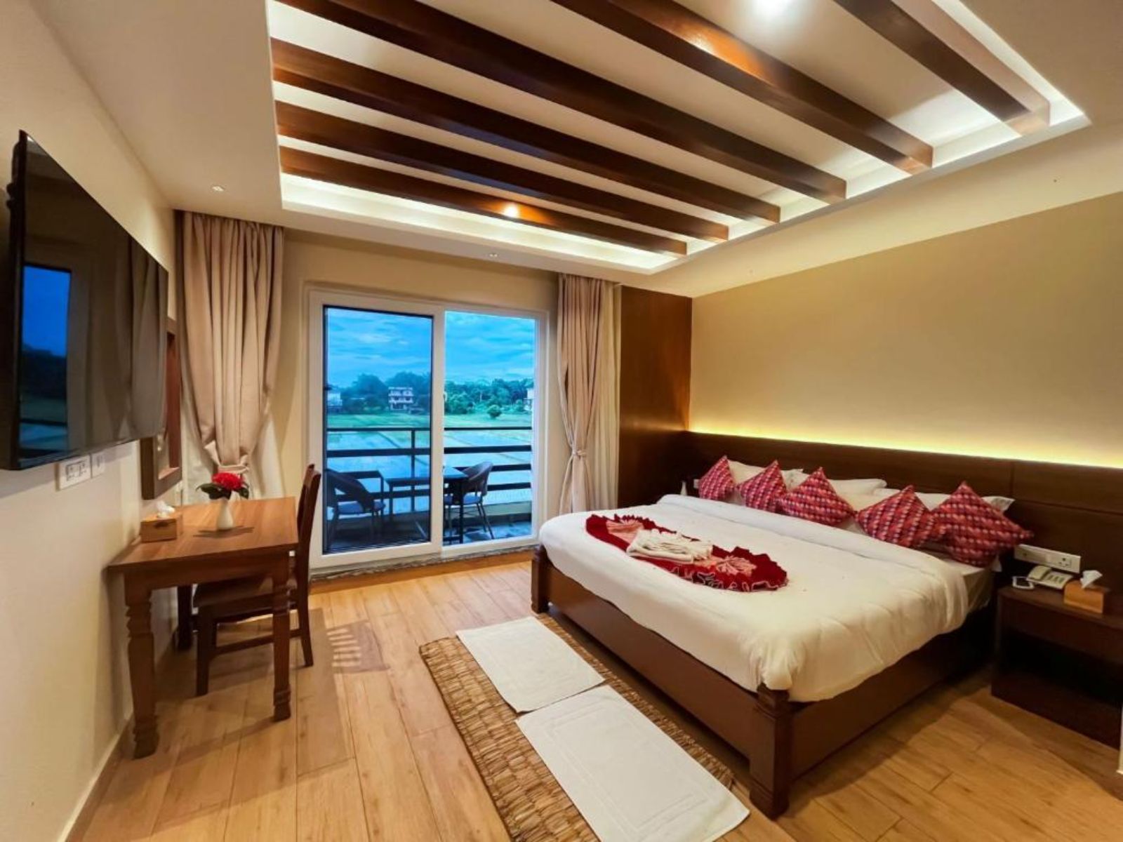 rondreis nepal, chitwan nationaal park, royal tiger luxury resort, tweepersoonskamer