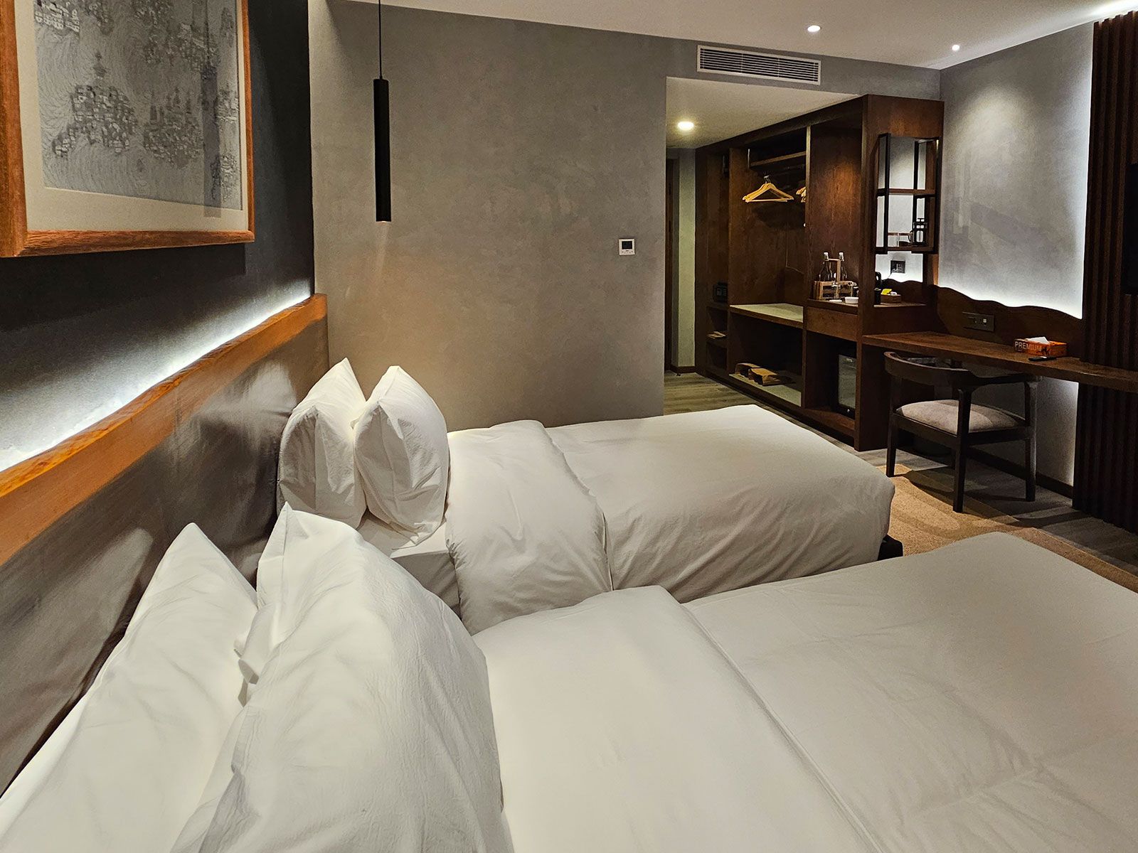 rondreis nepal, kathmandu, hotel barahi, kamer met twee bedden