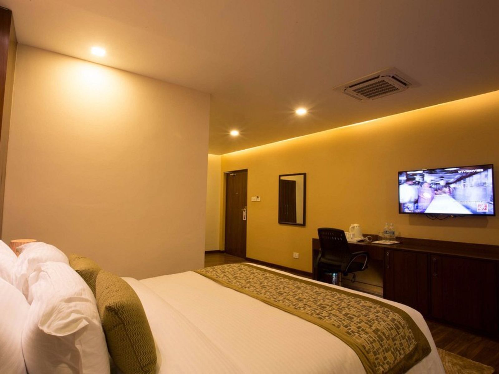 rondreis nepal, kathmandu, yatri suites and spa, tweepersoonskamer