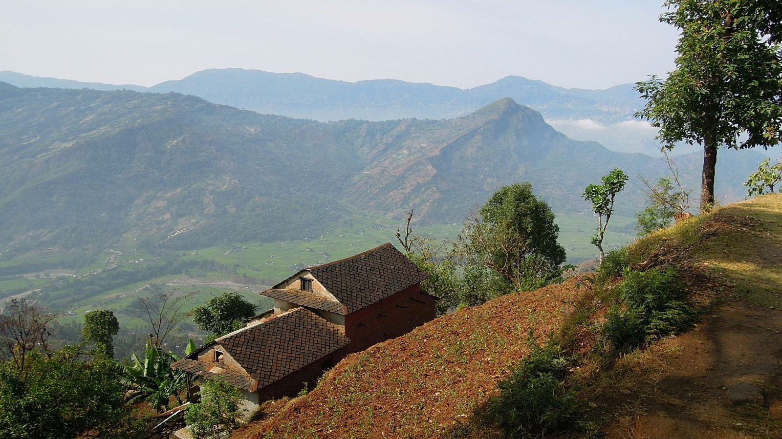 rondreis nepal, nuwakot, uitzicht over de vallei vanuit Nuwakot