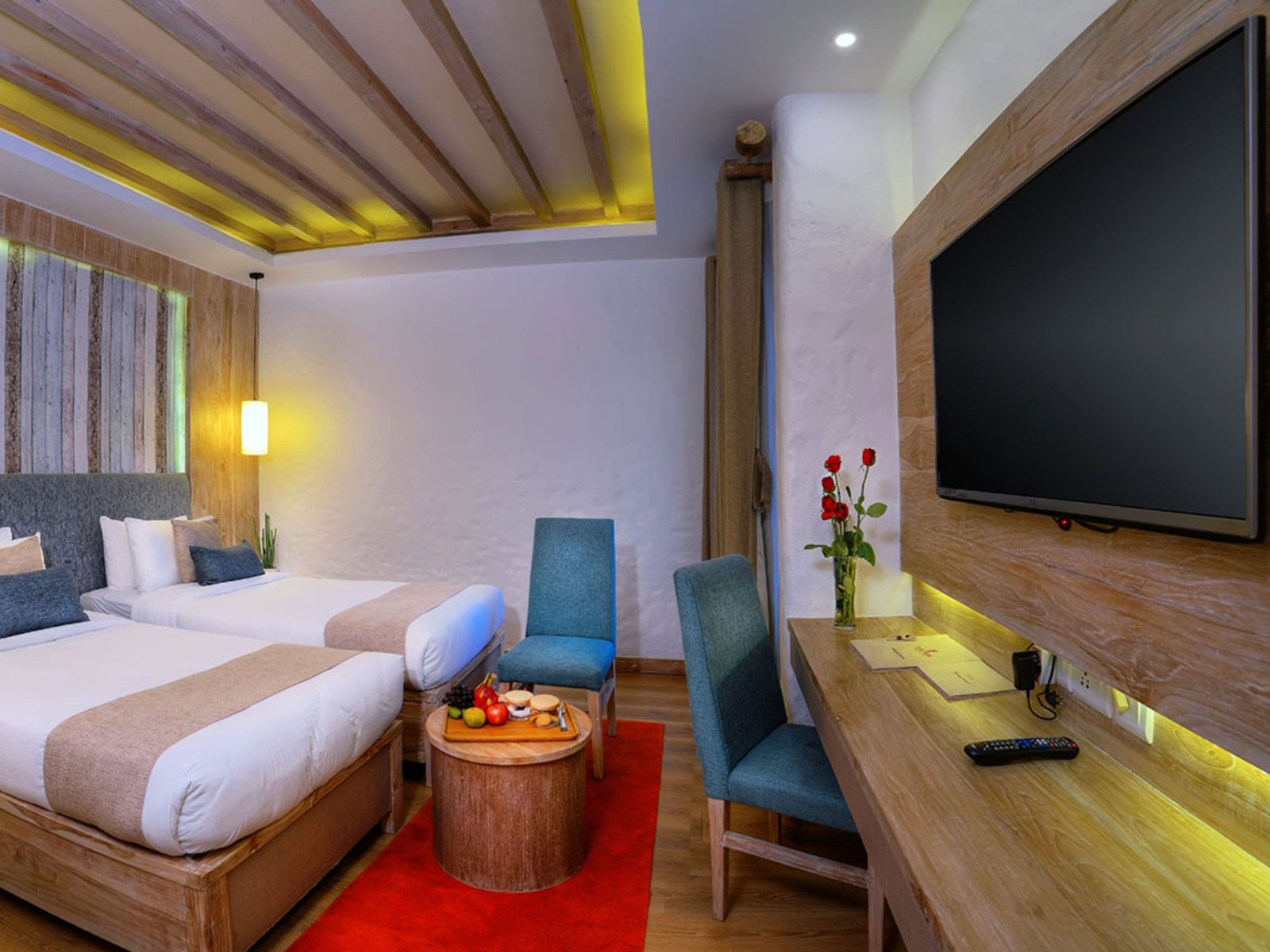 rondreis nepal, pokhara, hotel barahi, kamer met twee bedden
