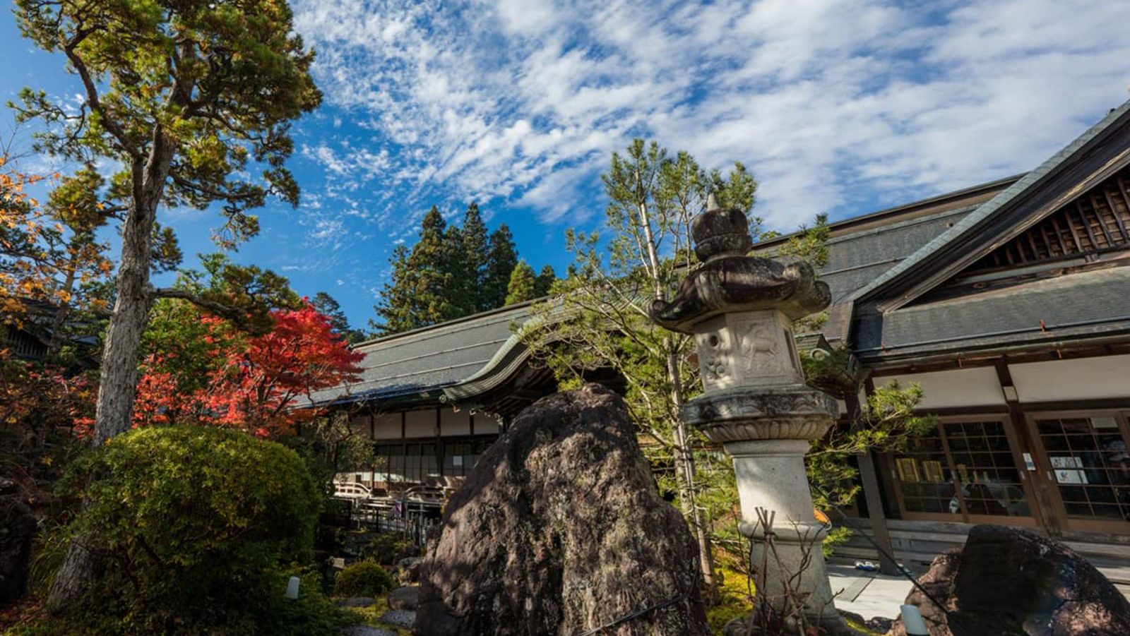 Rondreis Japan, Koyasan, Ekoin Temple buiten