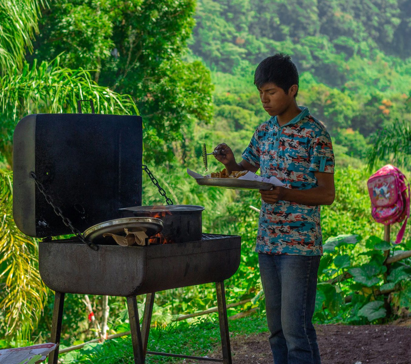 Rondreis Costa Rica, Cahuita, excursie Caribbean Cooking Tour, bbq