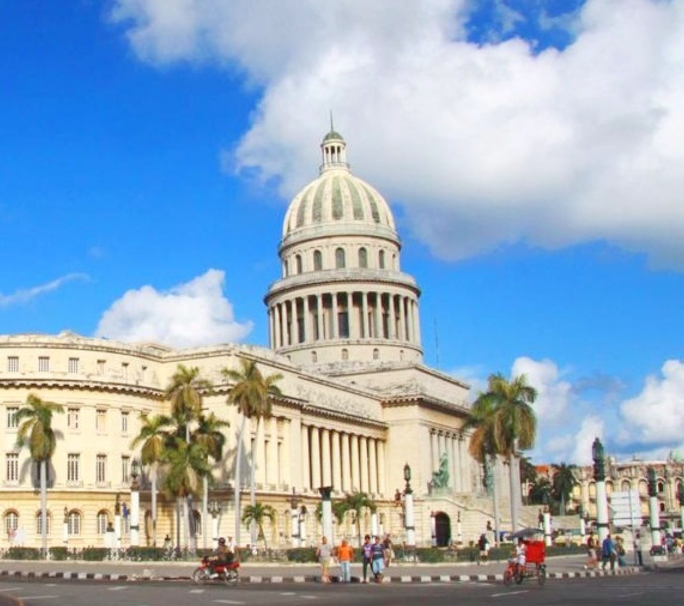 Rondreis Cuba, Havana, excursie Ontdek Havana per fiets, Cubaanse straat