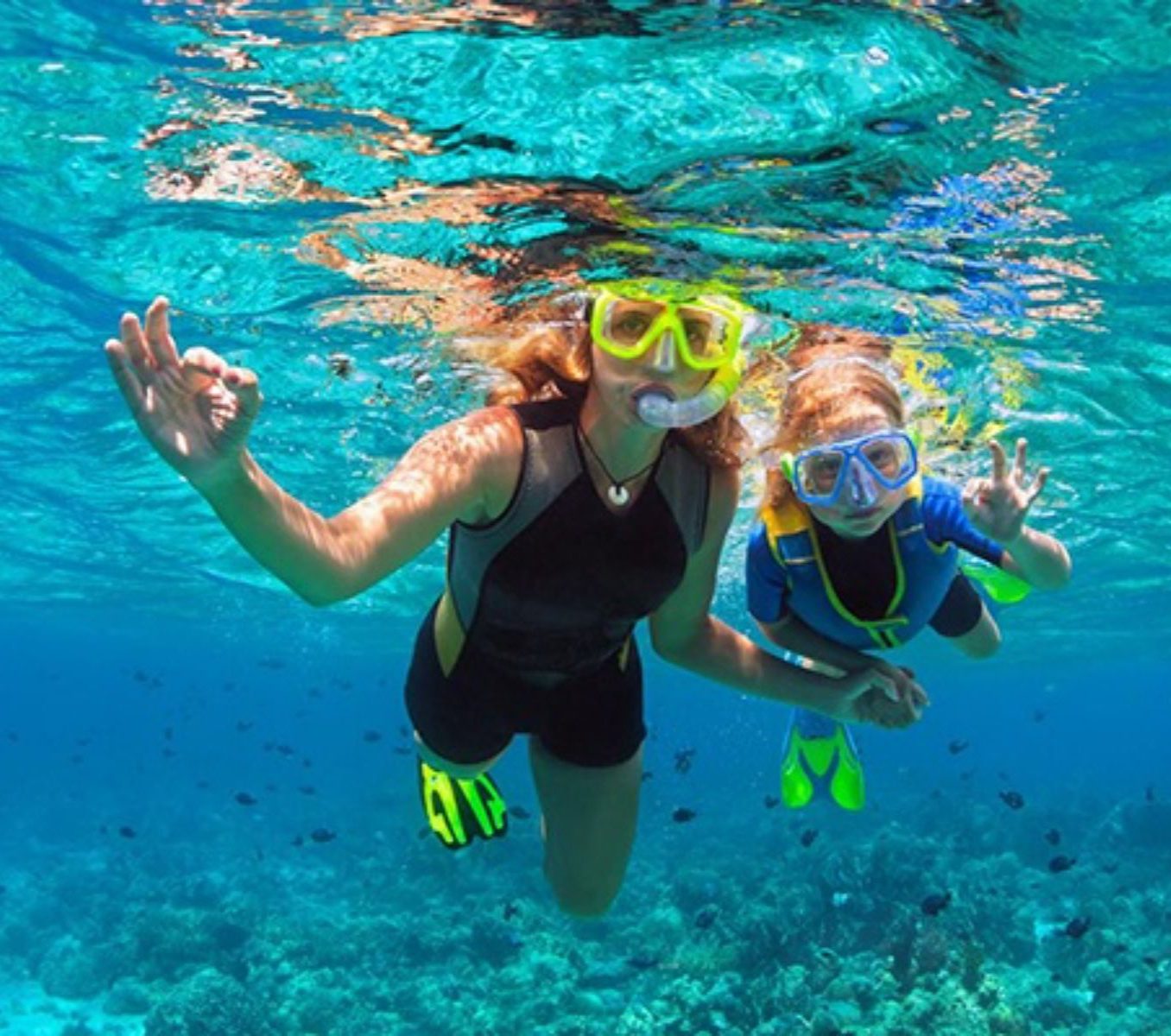 Rondreis Cuba, Playa Larga, excursie snorkelavontuur rond Playa Larga, twee snorkelaars