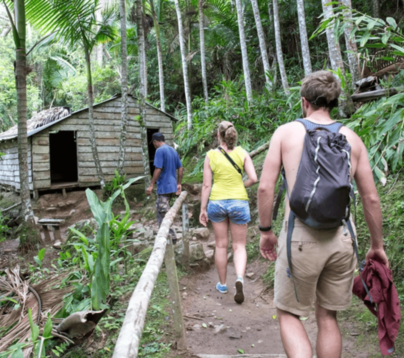 Rondreis Cuba, Sierra Maestra, excursie Trektocht Comandancia de la Plata, wandelaars