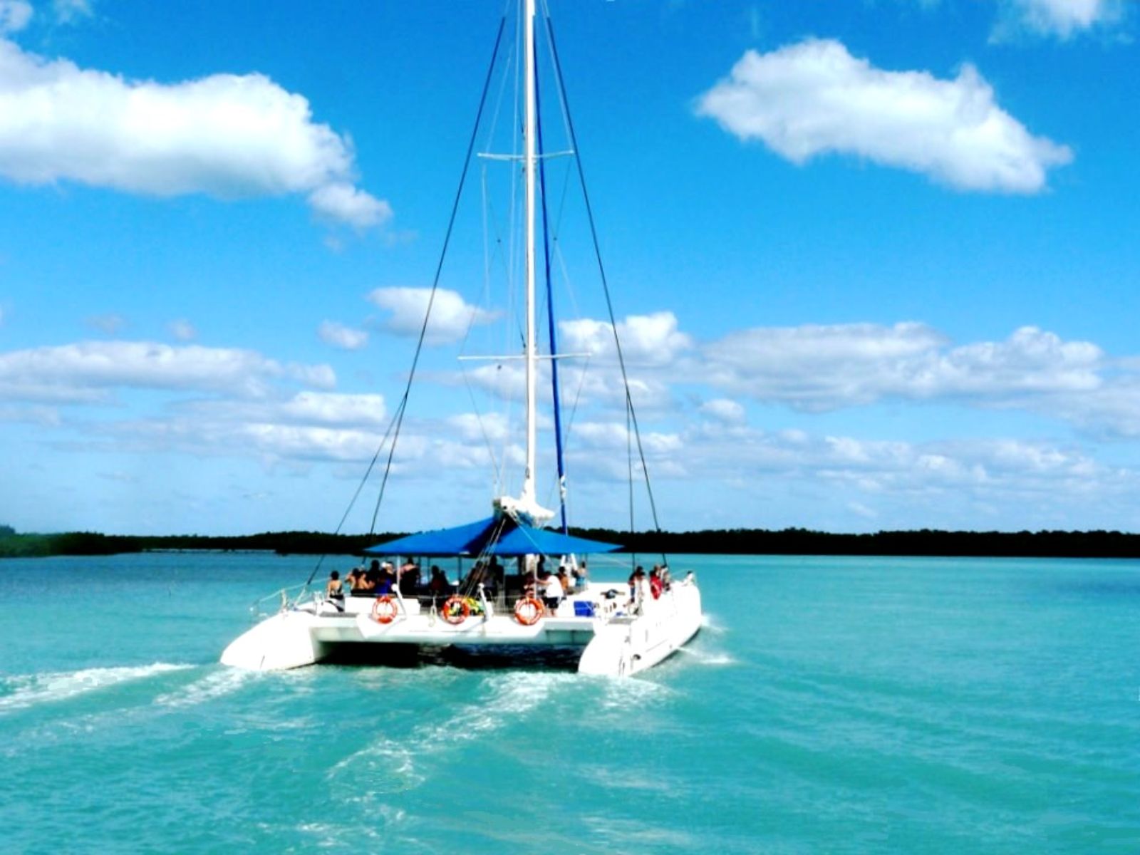 Rondreis Cuba, Trinidad, excursie Catamaran zeiltocht Cayo Iguana, catamaran