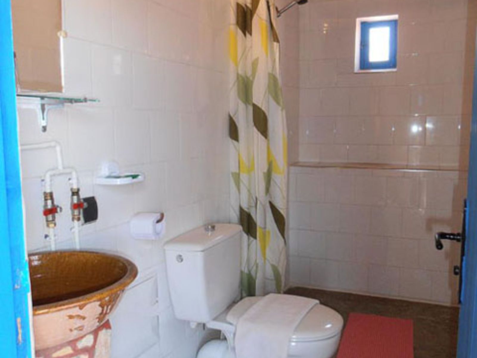 Rondreis Marokko, Aït Ben Haddou, Dar Mouna, badkamer hotelkamer
