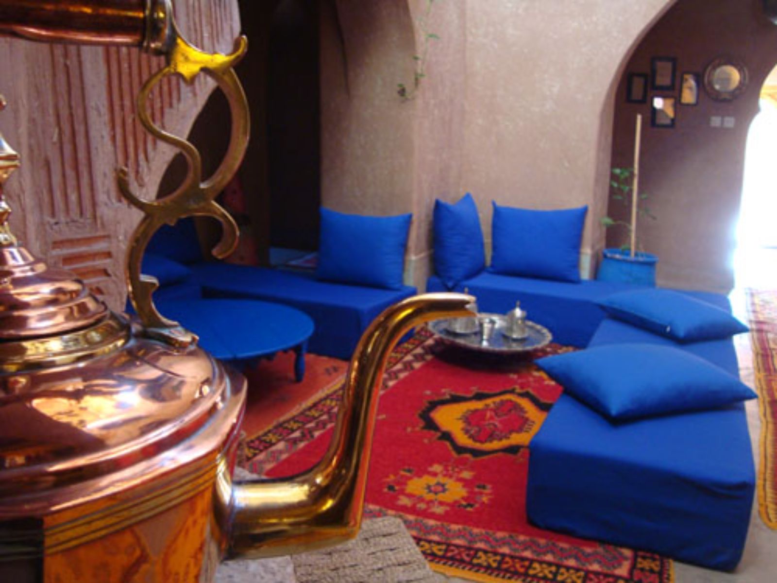 Rondreis Marokko, Aït Ben Haddou, Dar Mouna, zitgedeelte binnen hotel