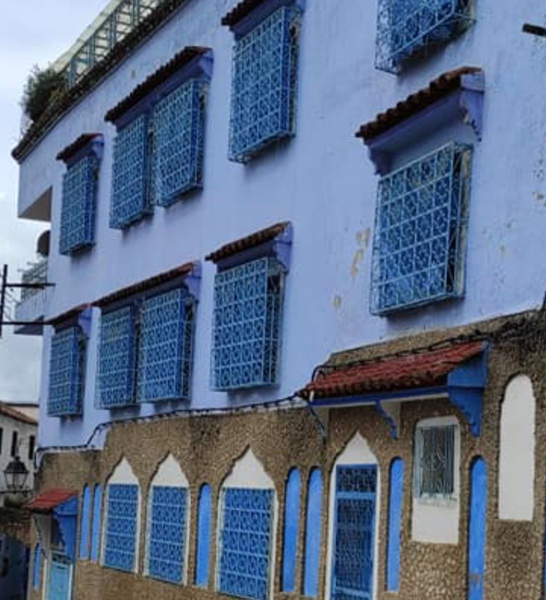 Rondreis Marokko, Chefchaouen, Dar Meziana, buitenkant hotel