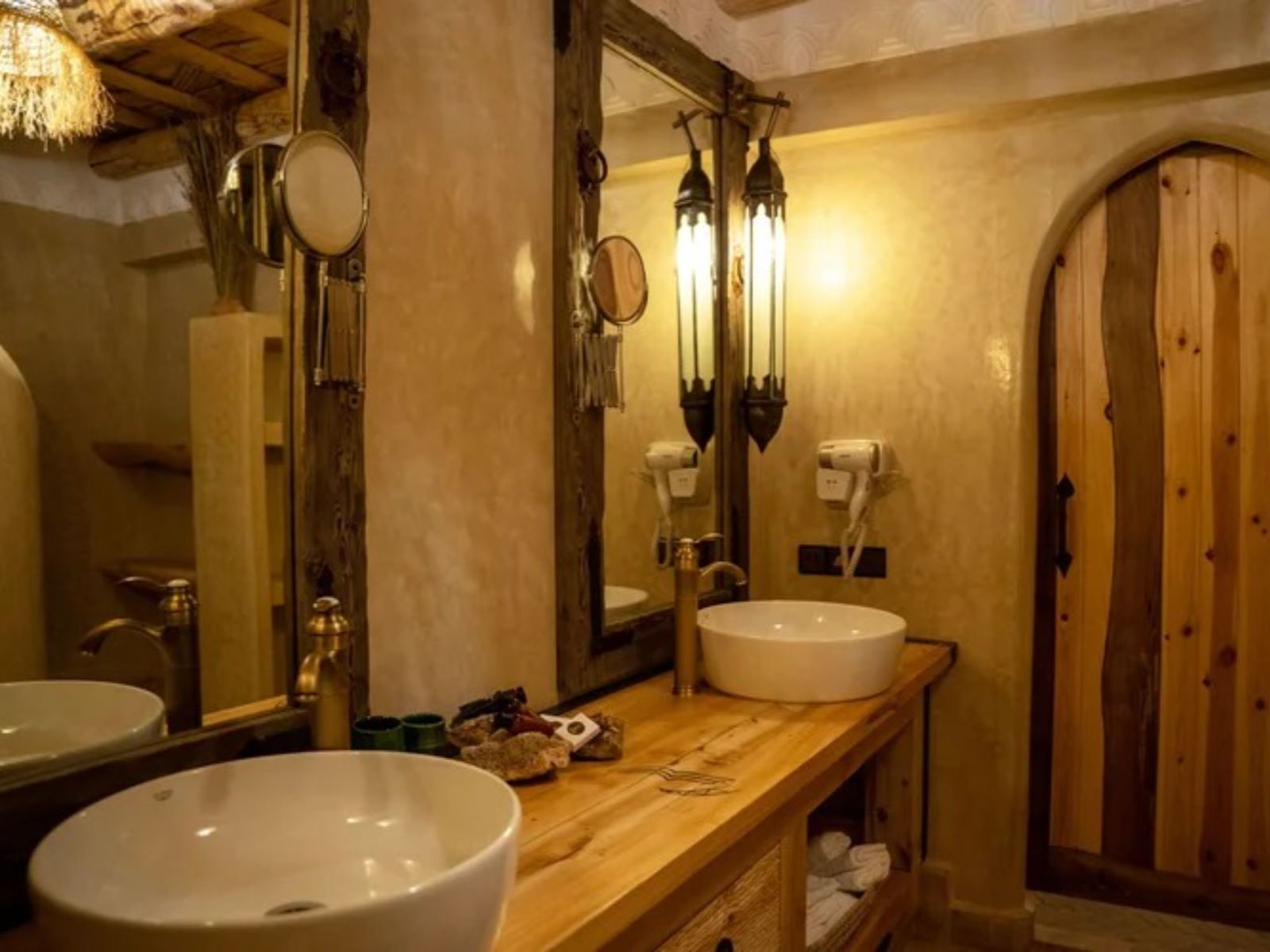Rondreis Marokko, Dadès Vallei, Eden Boutique Hotel, deluxe twin suite, badkamer