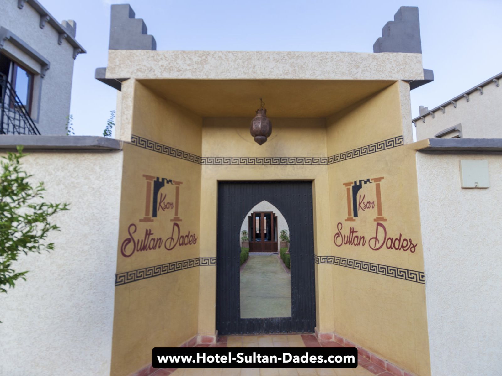 Rondreis Marokko, Dadés Vallei, Ksar Sultan, ingang hotel
