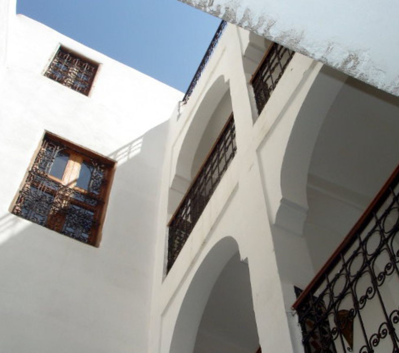 Rondreis Marokko, Fès, Riad La Clé de Fès, buitengedeelte gebouw