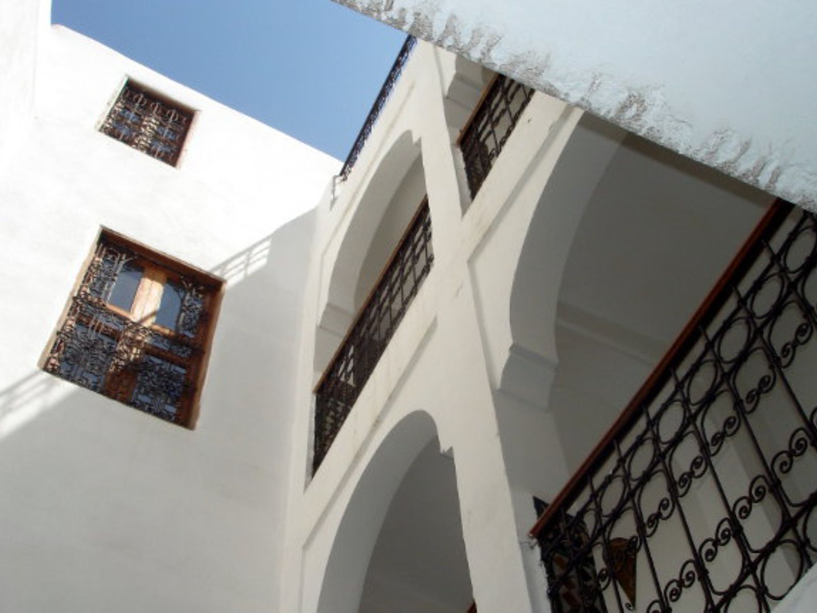 Rondreis Marokko, Fès, Riad La Clé de Fès, buitengedeelte gebouw