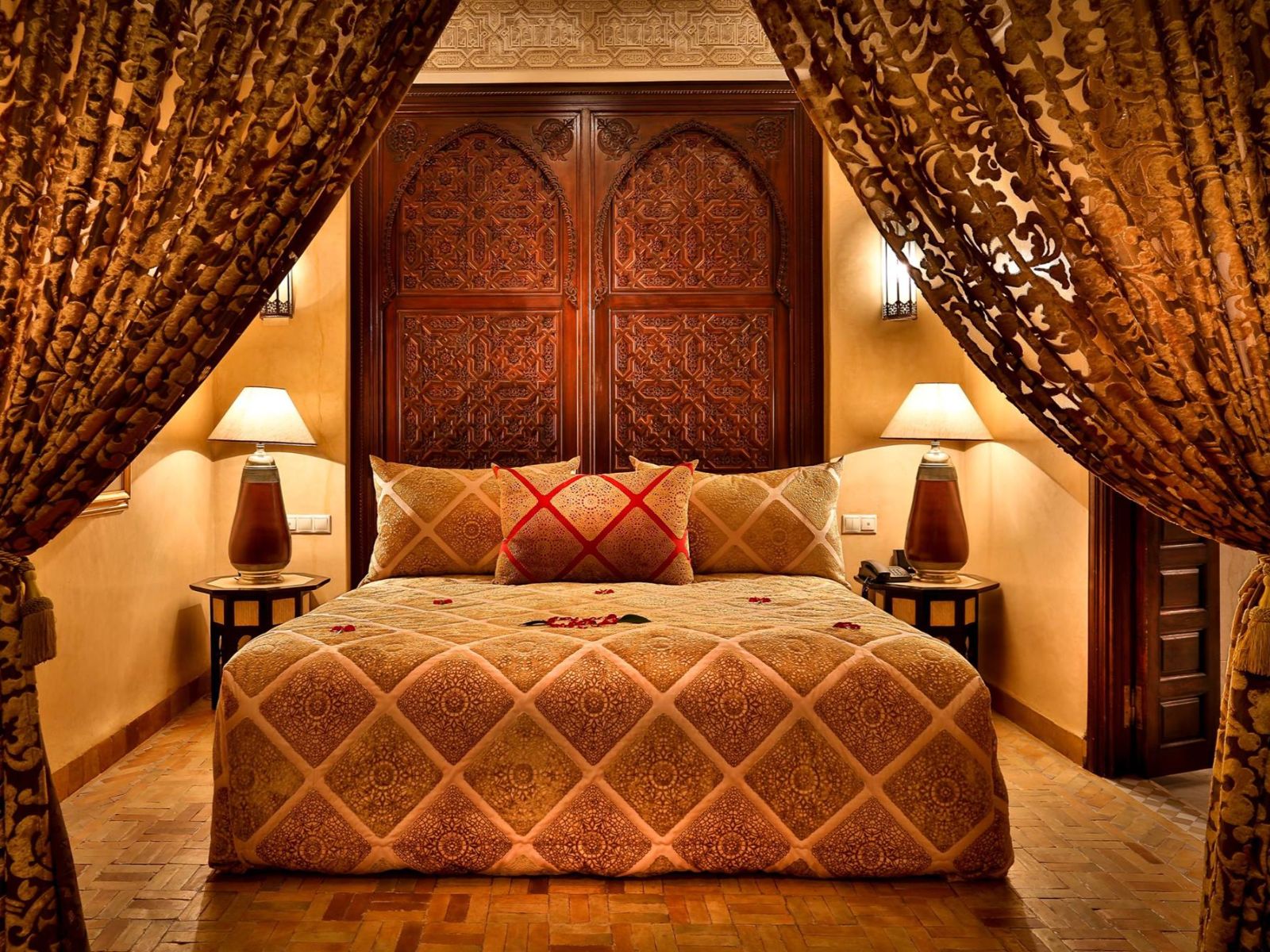 Rondreis Marokko, Marrakech, Riad Kniza, Senior Suite, kamer met double bed